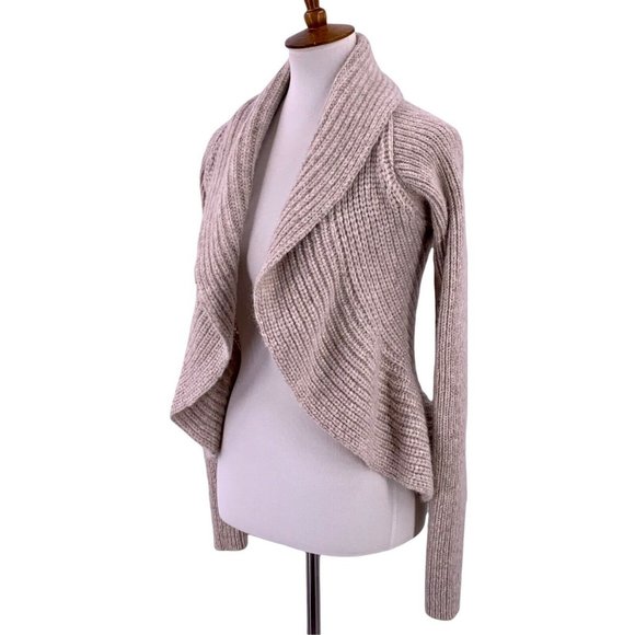 Duffy Beige Alpaca Blend Ribbed Knit Ruffle Front Cardigan Sweater Size Small - Picture 1 of 6